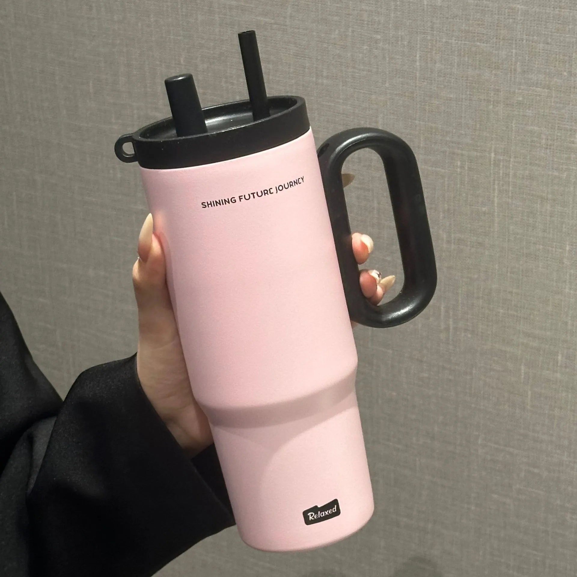 Copo Térmico em Aço Inoxidável 720ml — Com Palhinha e Asa